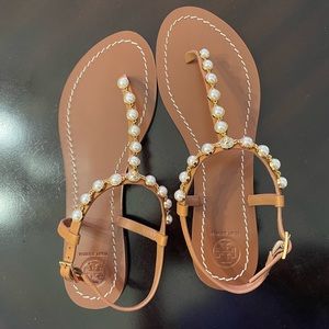 Tory Burch Emmy Pearl Studded Thong Sandal in sizes 7, 8.5 and 9